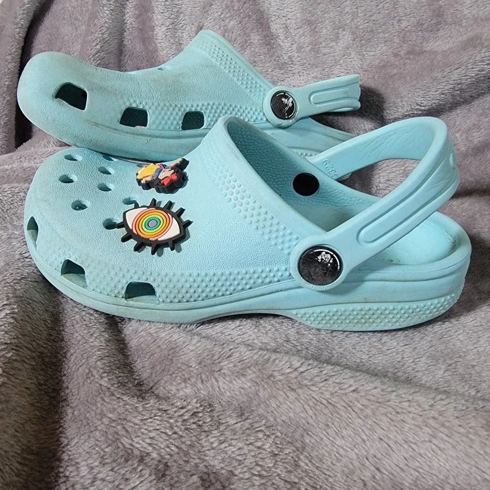 Crocs Classic Clog Kids Size C12 Blue Good Jibbitz Charms Arctic Water Friendly
